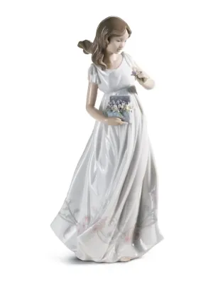 Lladró Treasures of The Earth Woman Figurine (SKU: 01006921)